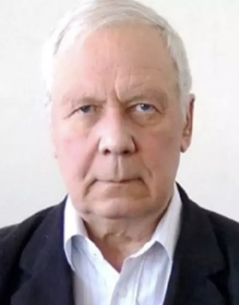 учёный Валерий Звегинцев