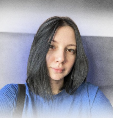 Александра Стрилец