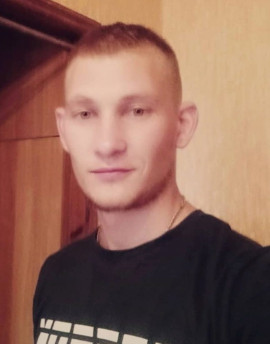 Максим Веклинец