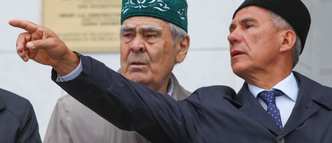 Госсоветник республики Татарстан Минтимер Шаймиев и президент Татарстана Рустам Минниханов (слева направо)