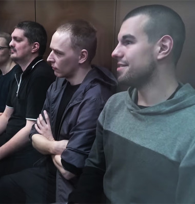 	 Обвиняемые по делу «Нового величия» в суде, 8 мая 2018 года. Кадр: Радио Свобода