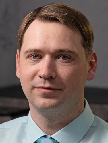 Александр Пряников