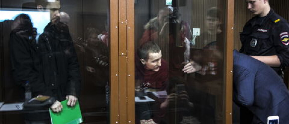 Максим Мартинцов и Егор Лесных. Фото: Влад Докшин / «Новая газета»
