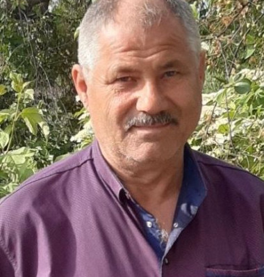 Николай Олейник