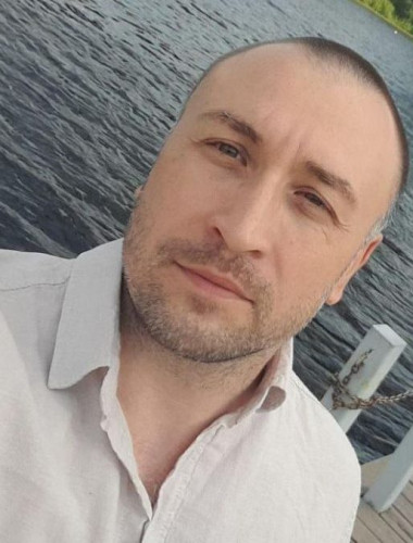 Максим Овчинников