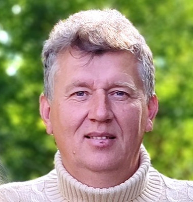 Михаил Веселов