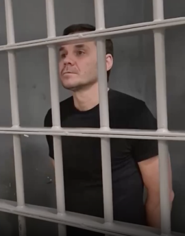 Максим Артёмов