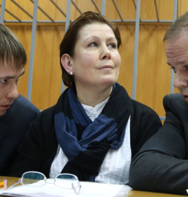 Наталья Шарина со своими адвокатами в Мещанском суде Москвы, ноябрь 2016 