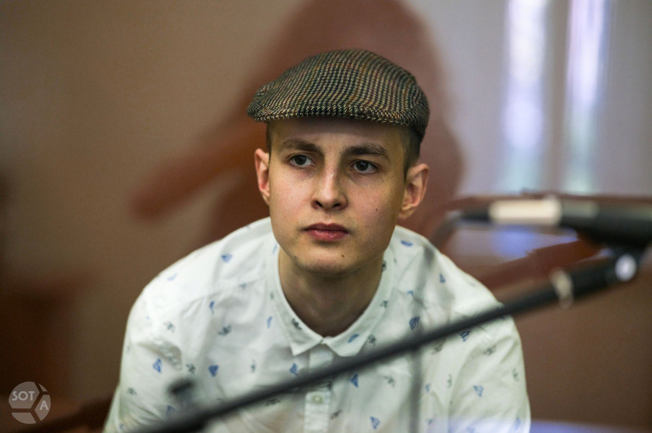 Антон Хожаев в суде